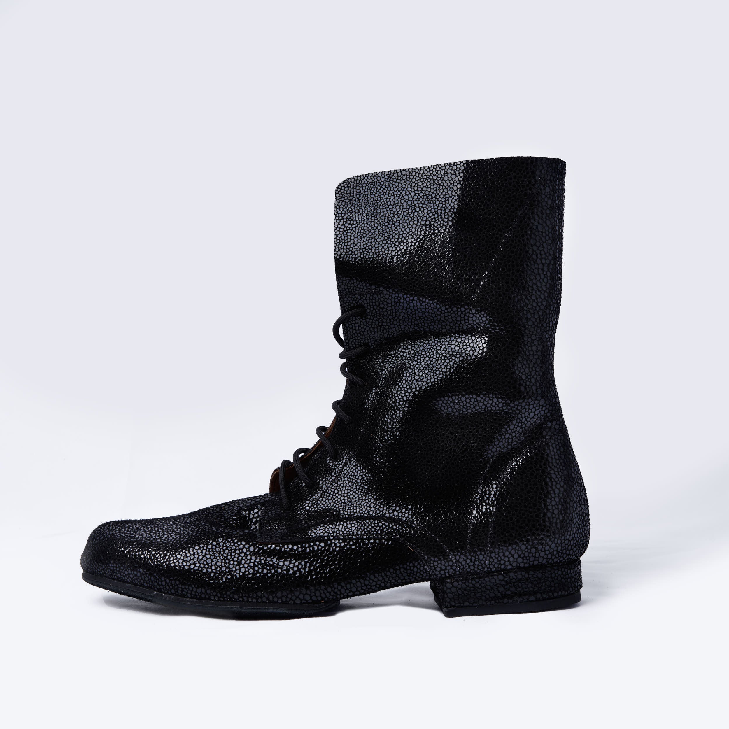 Black Shiny Reptile Leather - Handmade Tango Trainers - Solapa 9409