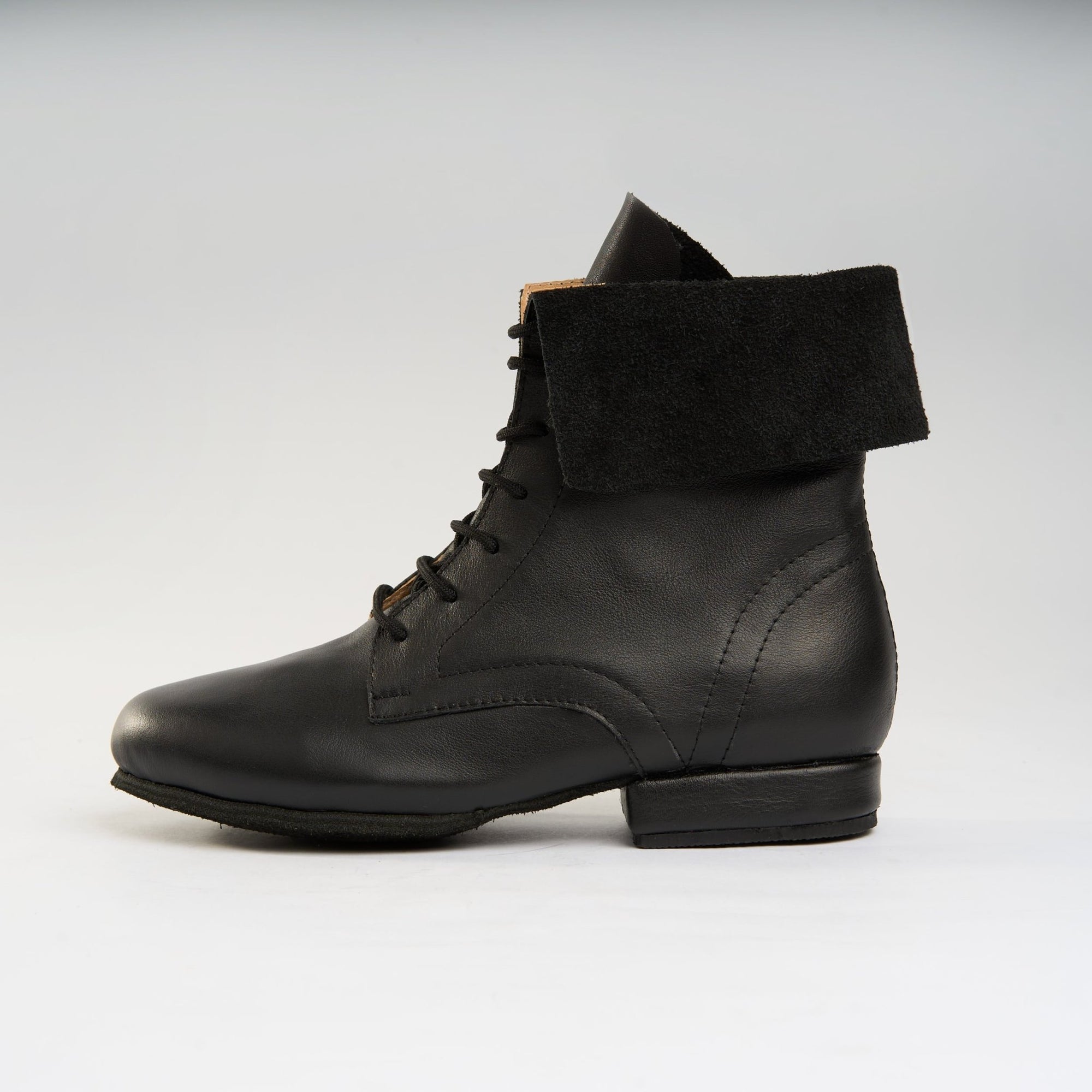 Classic Black Leather - Handmade Tango Trainers - Solapa 9403 - DNI Tango Store