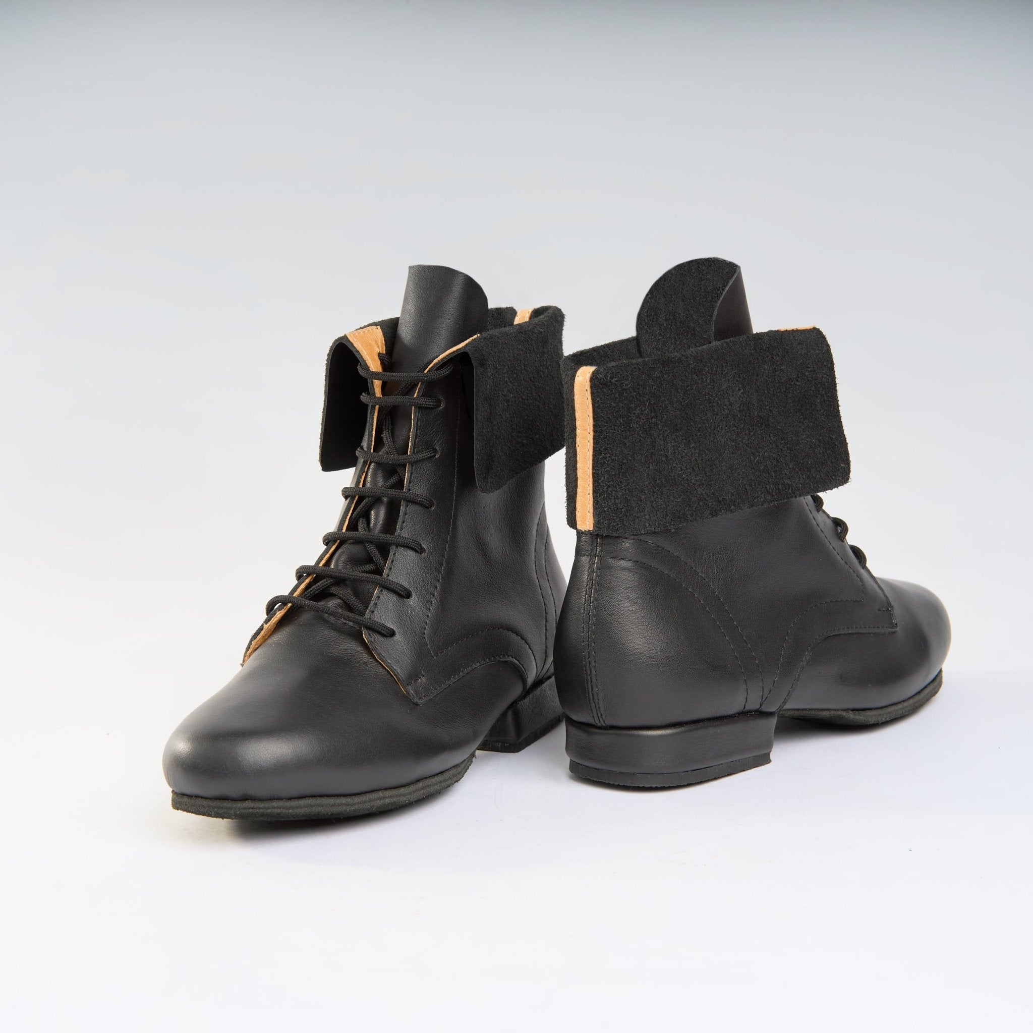 Classic Black Leather - Handmade Tango Trainers - Solapa 9403 - DNI Tango Store