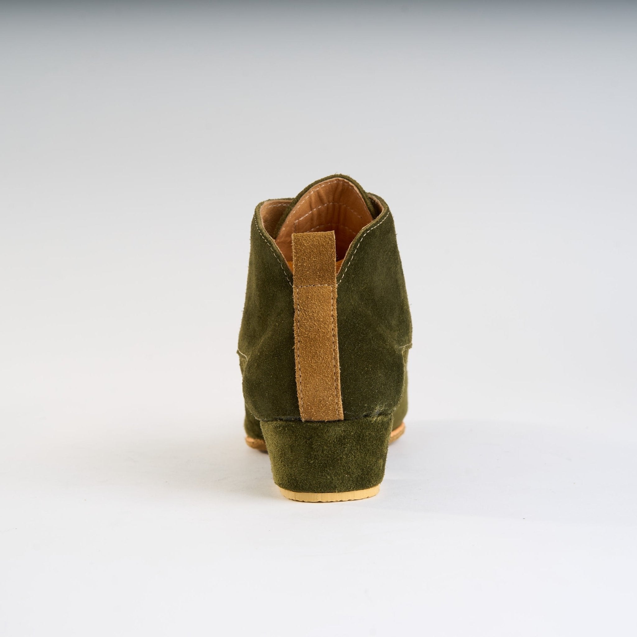 Earthbound Olive Leather - Handmade Tango Trainers - Tita 9632 - DNI Tango Store