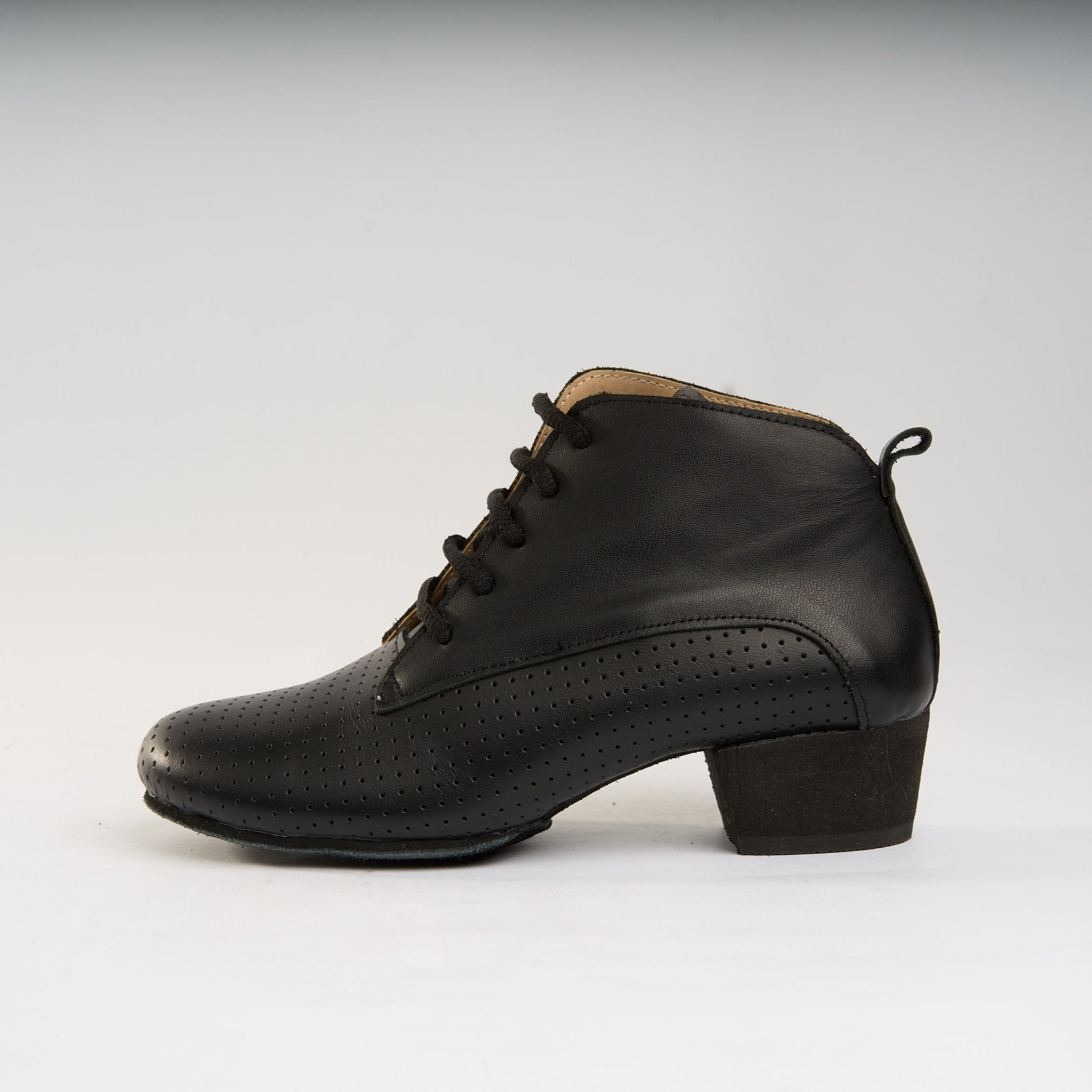 Textured Classic Black Leather - Handmade Tango Trainers - Tita 9600 - DNI Tango Store